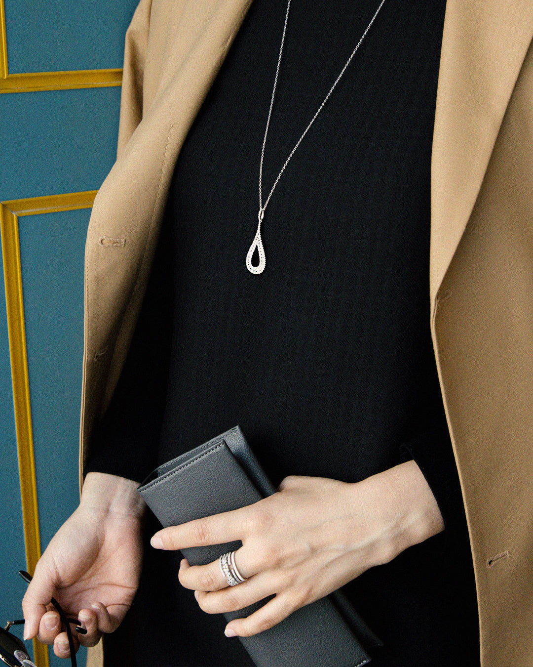 Shiny drop Silver Pendant Necklace