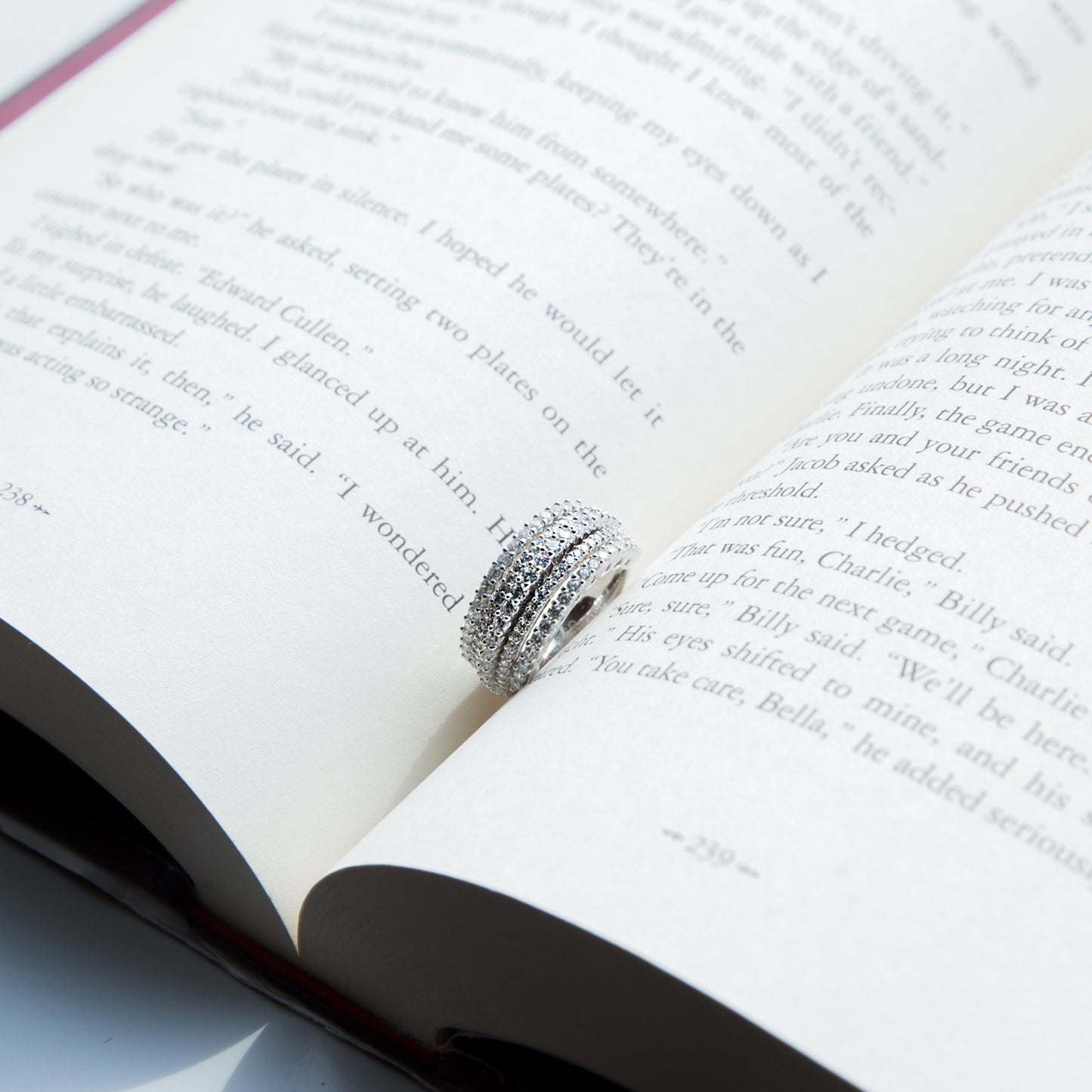 Luxy Silver Ring